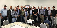 Mitglieder des Fachausschusses Chemische Metallabscheidung bei ihrem Treffen in Berlin