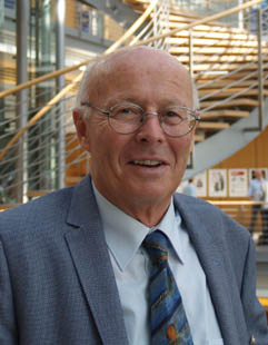 Porträtfoto von Prof. Wolfgang Paatsch     